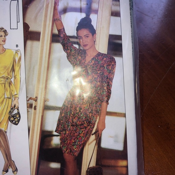 Burda 4909 Women's Dress Size 10-20 free shipping - Picture 6 of 7